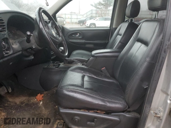 2005 Chevrolet TrailBlazer LT with VIN 1GNDT13S052362358, listed as a Copart auction lot 81550014 with 258,429 mi miles and Clean Title. Bid and sale history available at DreamBid. Image 7.
