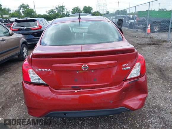 2017 Nissan Versa S Plus с VIN 3N1CN7AP5HL892606, выставлен на аукционе IAAI как лот 42522500 с пробегом 128 389 миль миль и . История ставок и продаж доступна на DreamBid. Изображение 16.