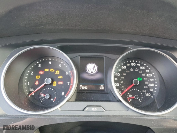 2019 Volkswagen Tiguan S with VIN 3VV1B7AX3KM032588, listed as a Copart auction lot 48238005 with 71,042 mi miles and Non Repairable. Bid and sale history available at carsss.com. Image 9.