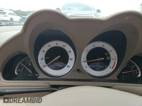 2009 Mercedes-Benz SL 550 с VIN WDBSK71F39F155827, выставлен на аукционе Copart как лот 59483095 с пробегом 74 017 миль миль и Списание • Salvage title. История ставок и продаж доступна на DreamBid. Изображение 9.