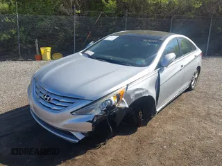 2012 Hyundai Sonata Limited z VIN 5NPEC4AC2CH469899, wystawiony jako IAAI lot #42008219 z przebiegiem 167 679 mil mil oraz . Historia ofert i sprzedaży dostępna na DreamBid. Obrazek 6.