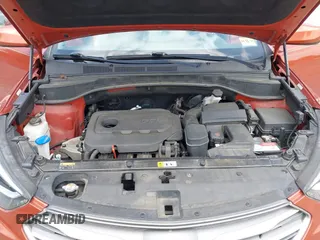 2017 Hyundai Santa Fe 2.4L z VIN 5XYZUDLB1HG463416, wystawiony jako IAAI lot #42546637 z przebiegiem 81 963 mil mil oraz . Historia ofert i sprzedaży dostępna na DreamBid. Obrazek 10.