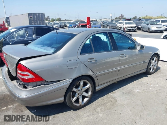 2006 Mercedes-Benz C 230 Sport с VIN WDBRF52H36E022719, выставлен на аукционе IAAI как лот 42592084 с пробегом 128 795 миль миль и . История ставок и продаж доступна на DreamBid. Изображение 4.