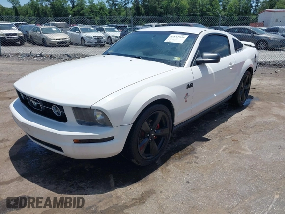 2006 Ford Mustang Standard with VIN 1ZVHT80N365219032, listed as a IAAI auction lot 42547836 with 138,183 mi miles and . Bid and sale history available at DreamBid. Image 17.
