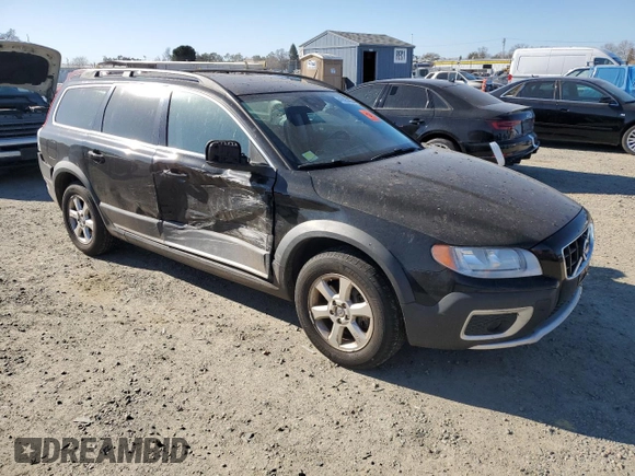 2013 Volvo XC70 3.2L with VIN YV4940BZ6D1154961, listed as a Copart auction lot 41825655 with 82,056 mi miles and Salvage Title. Bid and sale history available at DreamBid. Image 4.