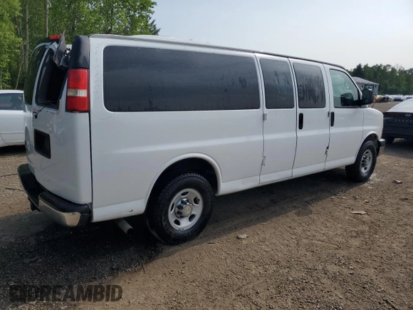 2011 Chevrolet Express Passenger 1LT with VIN 1GAZG1FG0B1123610, listed as a Copart auction lot 60080645 with 143,875 mi miles and Clean title. Bid and sale history available at DreamBid. Image 3.