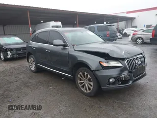 2017 Audi Q5 Premium with VIN WA1C2AFPXHA070817, listed as a IAAI auction lot 41127583 with 101,671 mi miles. Bid and sale history available at carsss.com. Image 1.