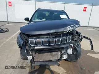 2022 Jeep Compass Limited with VIN 3C4NJDCB2NT118200, listed as a IAAI auction lot 42403038 with 39,005 mi miles and . Bid and sale history available at DreamBid. Image 13.