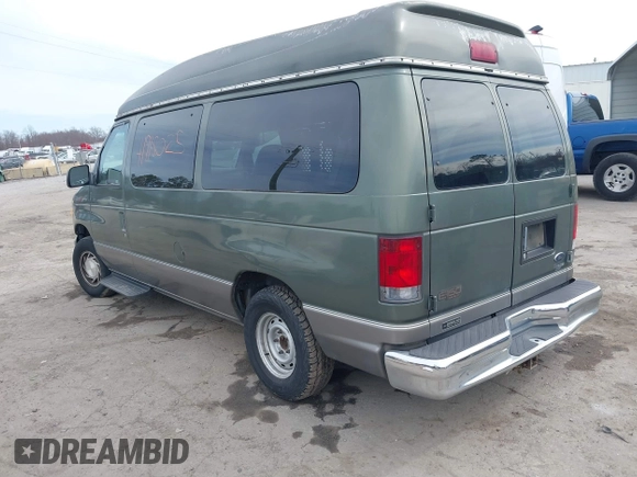 2002 Ford Econoline Passenger XL with VIN 1FMRE11L82HA83636, listed as a IAAI auction lot 41718025 with 153,581 mi miles and . Bid and sale history available at DreamBid. Image 3.