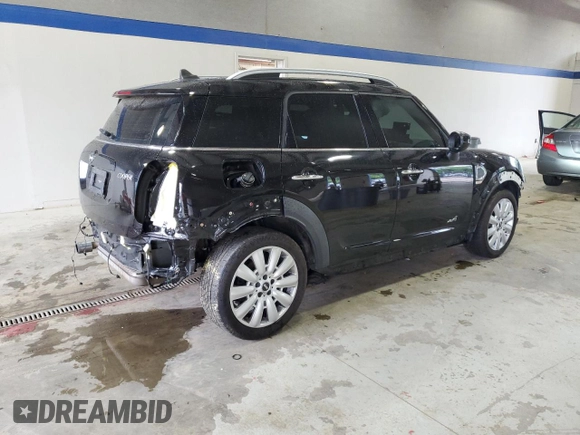 2022 MINI Countryman Oxford Edition z VIN WMZ43BR06N3N35816, wystawiony jako Copart lot #57308515 z przebiegiem 76 623 mil mil oraz Szkoda całkowita • Salvage title. Historia ofert i sprzedaży dostępna na DreamBid. Obrazek 3.