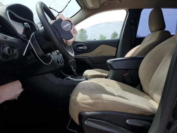 2015 Jeep Cherokee Sport с VIN 1C4PJLAB7FW631413, выставлен на аукционе Copart как лот 54123535 с пробегом Не указан миль и Списание • Salvage title. История ставок и продаж доступна на DreamBid. Изображение 7.
