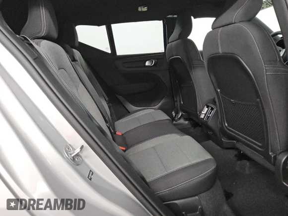 2024 Volvo XC40 Core Bright Theme with VIN YV4L12UK0R2343309, listed as a Copart auction lot 80391504 with 11,603 mi miles and Clean title. Bid and sale history available at DreamBid. Image 11.