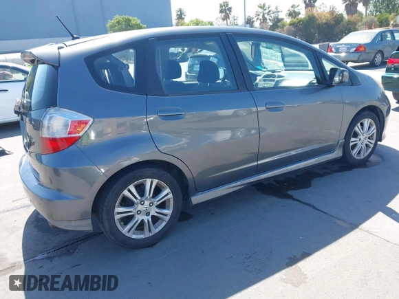 2011 Honda Fit Sport with VIN JHMGE8H52BC006588, listed as a IAAI auction lot 42205351 with 178,981 mi miles and . Bid and sale history available at DreamBid. Image 4.