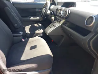 2008 Scion xB with VIN JTLKE50E981035889, listed as a IAAI auction lot 41688094 with 145,917 mi miles. Bid and sale history available at carsss.com. Image 5.