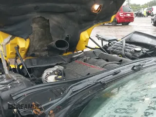 2004 Chevrolet Corvette с VIN 1G1YY22G945102061, выставлен на аукционе IAAI как лот 43260450 с пробегом 110 440 миль миль и . История ставок и продаж доступна на DreamBid. Изображение 19.