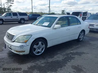 2005 Lexus LS 430 with VIN JTHBN36F955023924, listed as a IAAI auction lot 41713941 with 270,158 mi miles. Bid and sale history available at carsss.com. Image 17.