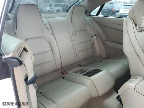 2014 Mercedes-Benz E-Class E 550 with VIN WDDKJ7DB4EF260633, listed as a Copart auction lot 86865654 with 121,203 mi miles and Salvage Title. Bid and sale history available at carsss.com. Image 10.