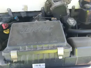 2005 Chevrolet Astro Cargo z VIN 1GCDM19X65B103835, wystawiony jako IAAI lot #41619441 z przebiegiem 166 029 mil mil oraz . Historia ofert i sprzedaży dostępna na DreamBid. Obrazek 12.