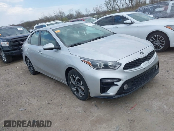2019 Kia Forte LXS z VIN 3KPF24AD1KE006039, wystawiony jako IAAI lot #42076523 z przebiegiem 70 775 mil mil oraz . Historia ofert i sprzedaży dostępna na DreamBid. Obrazek 1.