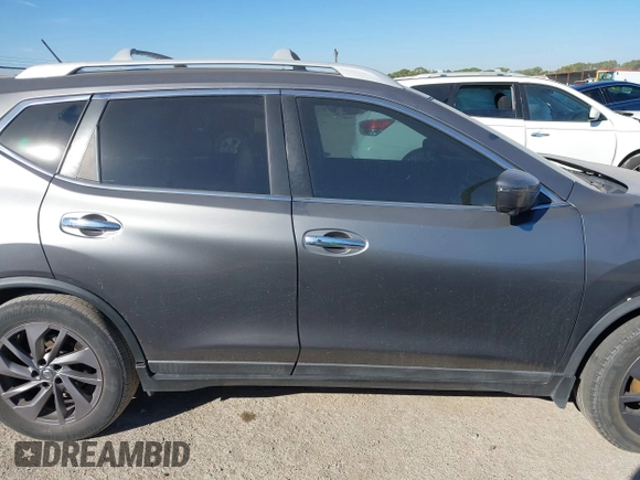 2016 Nissan Rogue SL with VIN 5N1AT2MT8GC874175, listed as a IAAI auction lot 40655066 with 134,540 mi miles and . Bid and sale history available at carsss.com. Image 13.