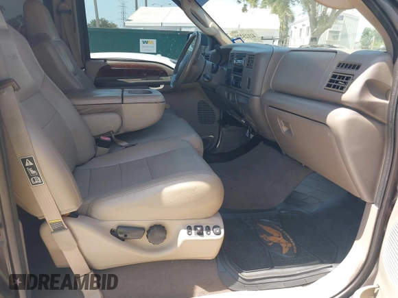 2003 Ford F-350 XL with VIN 1FTSW31P73EC34163, listed as a IAAI auction lot 42125220 with 154,292 mi miles and . Bid and sale history available at DreamBid. Image 5.