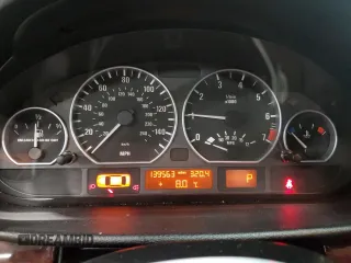 2004 BMW 3 Series 330xi with VIN WBAEW534X4PN31961, listed as a Copart auction lot 86862924 with 139,563 mi miles and Salvage Title. Bid and sale history available at carsss.com. Image 9.