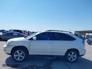 2004 Lexus RX 330 with VIN JTJGA31U140033669, listed as a IAAI auction lot 42042611 with 267,270 mi miles. Bid and sale history available at carsss.com. Image 15.