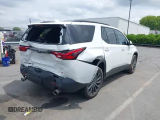 2022 Chevrolet Traverse RS z VIN 1GNEVJKW9NJ189416, wystawiony jako IAAI lot #42123689 z przebiegiem 52 102 mil mil oraz . Historia ofert i sprzedaży dostępna na DreamBid. Obrazek 4.