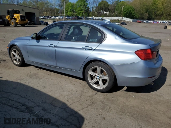 2014 BMW 3 Series 320i xDrive with VIN WBA3C3C59EP662622, listed as a Copart auction lot 55092495 with 118,778 mi miles and Non repairable. Bid and sale history available at DreamBid. Image 2.