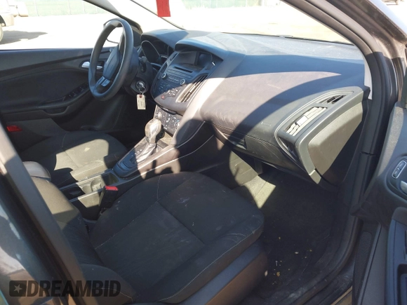 2016 Ford Focus SE with VIN 1FADP3F21GL212718, listed as a IAAI auction lot 41785985 with 101,198 mi miles. Bid and sale history available at carsss.com. Image 5.