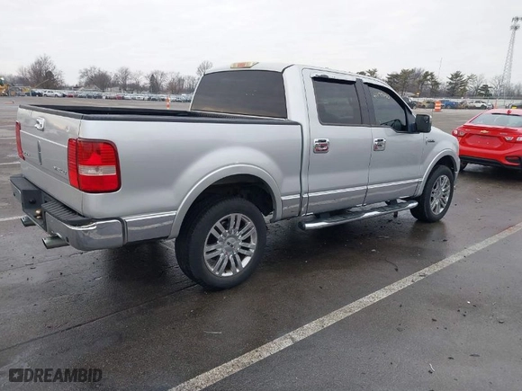 2006 Lincoln Mark LT with VIN 5LTPW18516FJ14952, listed as a IAAI auction lot 41177190 with 0 mi miles. Bid and sale history available at carsss.com. Image 4.