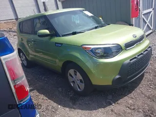 2016 Kia Soul with VIN KNDJN2A29G7820452, listed as a IAAI auction lot 42100654 with 71,090 mi miles. Bid and sale history available at carsss.com. Image 1.