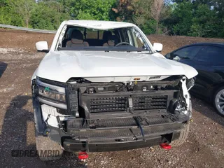 2024 Nissan Frontier SL with VIN 1N6ED1EK2RN656501, listed as a IAAI auction lot 42265453 with 3,813 mi miles and . Bid and sale history available at DreamBid. Image 13.