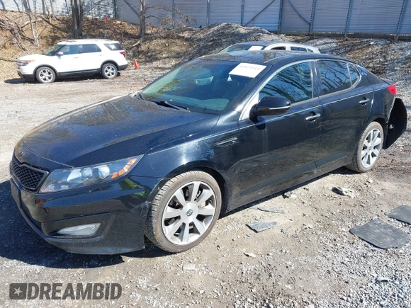 2013 Kia Optima SX with VIN 5XXGR4A65DG186542, listed as a IAAI auction lot 41824914 with 205,582 mi miles and . Bid and sale history available at DreamBid. Image 2.