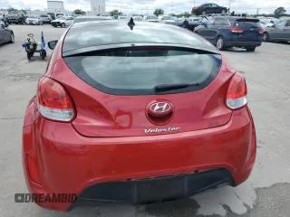 2013 Hyundai Veloster w/Gray Int with VIN KMHTC6AD4DU121925, listed as a Copart auction lot 52080705 with 88,601 mi miles and Salvage Title. Bid and sale history available at carsss.com. Image 6.