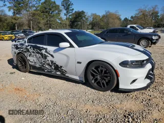 2019 Dodge Charger Scat Pack with VIN 2C3CDXGJ6KH692406, listed as a Copart auction lot 49315205 with 68,091 mi miles and Salvage Title. Bid and sale history available at DreamBid. Image 4.