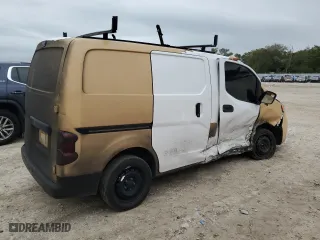 2019 Nissan NV200 Compact Cargo S with VIN 3N6CM0KN6KK704819, listed as a Copart auction lot 38138994 with 127,334 mi miles. Bid and sale history available at carsss.com. Image 3.