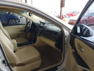 2017 Toyota Camry Hybrid LE with VIN 4T1BD1FKXHU218247, listed as a IAAI auction lot 41625337 with 72,040 mi miles. Bid and sale history available at carsss.com. Image 5.