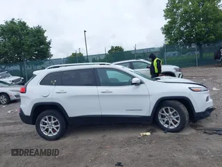 2016 Jeep Cherokee Latitude с VIN 1C4PJMCS1GW145779, выставлен на аукционе IAAI как лот 42231148 с пробегом 92 591 миль миль и . История ставок и продаж доступна на DreamBid. Изображение 14.