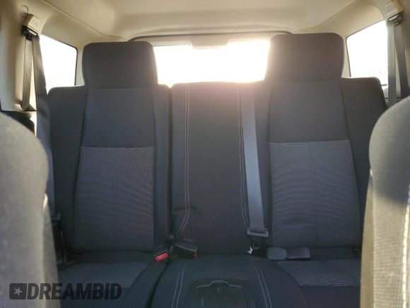 2007 Hummer H3 SUV with VIN 5GTDN13E778225780, listed as a Copart auction lot 75070054 with 168,035 mi miles and Clean Title. Bid and sale history available at carsss.com. Image 10.