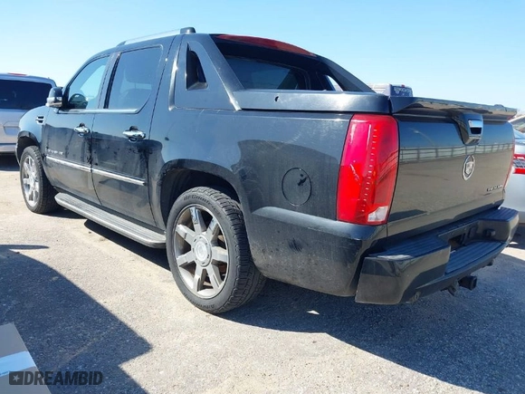 2008 Cadillac Escalade EXT with VIN 3GYFK62838G209857, listed as a IAAI auction lot 41616777 with 189469 miles. Bid and sale history available at carsss.com. Image 3.