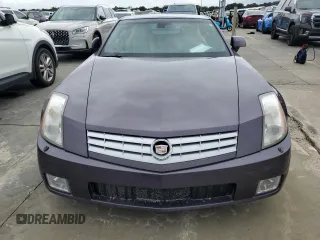 2004 Cadillac XLR z VIN 1G6YV34AX45600514, wystawiony jako Copart lot #74852854 z przebiegiem 37 941 mil mil oraz Nie do naprawy. Historia ofert i sprzedaży dostępna na DreamBid. Obrazek 5.