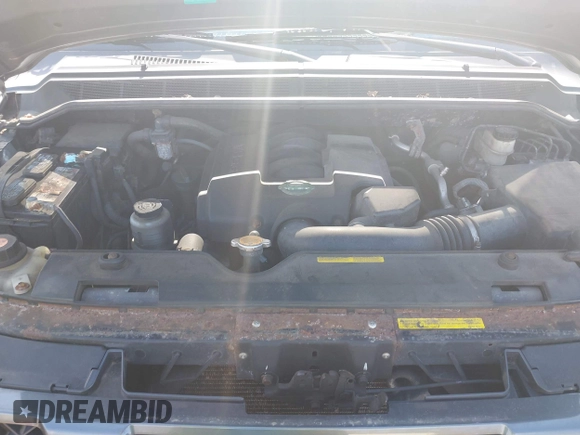 2005 Nissan Titan LE with VIN 1N6AA07B35N553838, listed as a IAAI auction lot 42101718 with 123,800 mi miles. Bid and sale history available at carsss.com. Image 10.