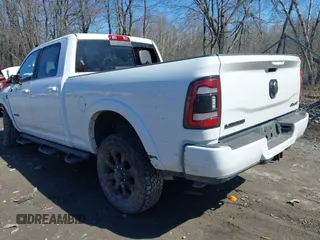 2019 Ram 2500 Laramie with VIN 3C6UR5FL7KG714624, listed as a IAAI auction lot 41917475 with 26,295 mi miles. Bid and sale history available at carsss.com. Image 3.