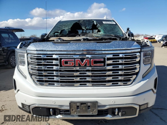 2022 GMC Sierra 1500 with VIN 3GTUUGETXNG616342, listed as a Copart auction lot 44078105 with Not Provided miles and Salvage Title. Bid and sale history available at DreamBid. Image 5.