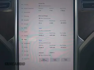 2016 Tesla Model X 70D z VIN 5YJXCBE29GF018794, wystawiony jako IAAI lot #42129574 z przebiegiem 51 814 mil mil oraz . Historia ofert i sprzedaży dostępna na DreamBid. Obrazek 7.