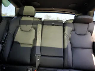 2024 Volvo XC60 Ultimate Black Edition z VIN YV4H60DJ0R1847481, wystawiony jako Copart lot #56729045 z przebiegiem 3 791 mil mil oraz Szkoda całkowita • Salvage title. Historia ofert i sprzedaży dostępna na DreamBid. Obrazek 10.