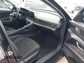 2023 Hyundai Elantra SEL with VIN KMHLS4AGXPU624963, listed as a IAAI auction lot 41947452 with 22,044 mi miles and . Bid and sale history available at DreamBid. Image 5.