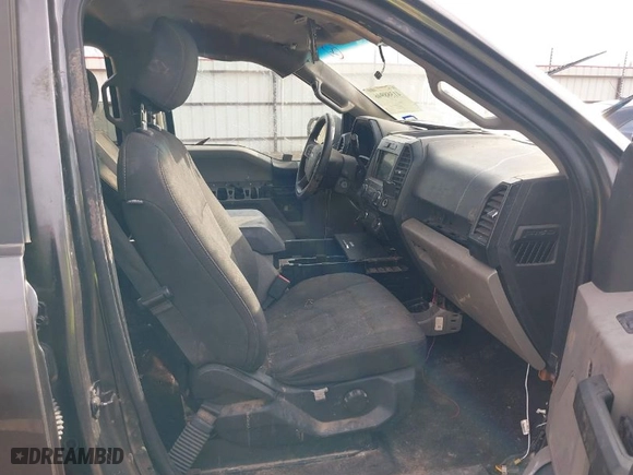 2017 Ford F-150 XL with VIN 1FTEW1CF0HKC54284, listed as a IAAI auction lot 41388946 with 163,509 mi miles. Bid and sale history available at carsss.com. Image 5.