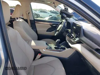 2023 Toyota Highlander L z VIN 5TDKDRAH5PS014778, wystawiony jako IAAI lot #41081620 z przebiegiem 49 047 mil mil oraz . Historia ofert i sprzedaży dostępna na DreamBid. Obrazek 5.